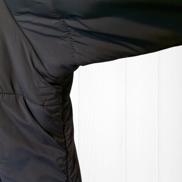 TORRID Matte Stretch Nylon Light-Weight Puffer Active Jacket - Picture 11 of 13